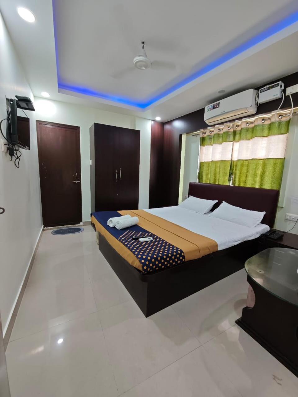 Nh Regency Hotel Port Blair Buitenkant foto